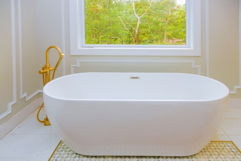 Contemporary Freestanding Bathtub